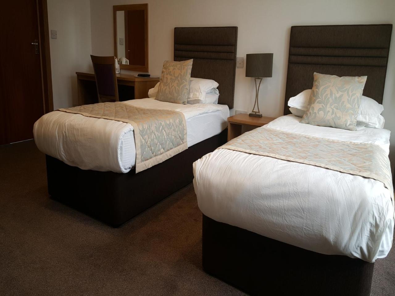 Mclays pensión Glasgow Habitación foto